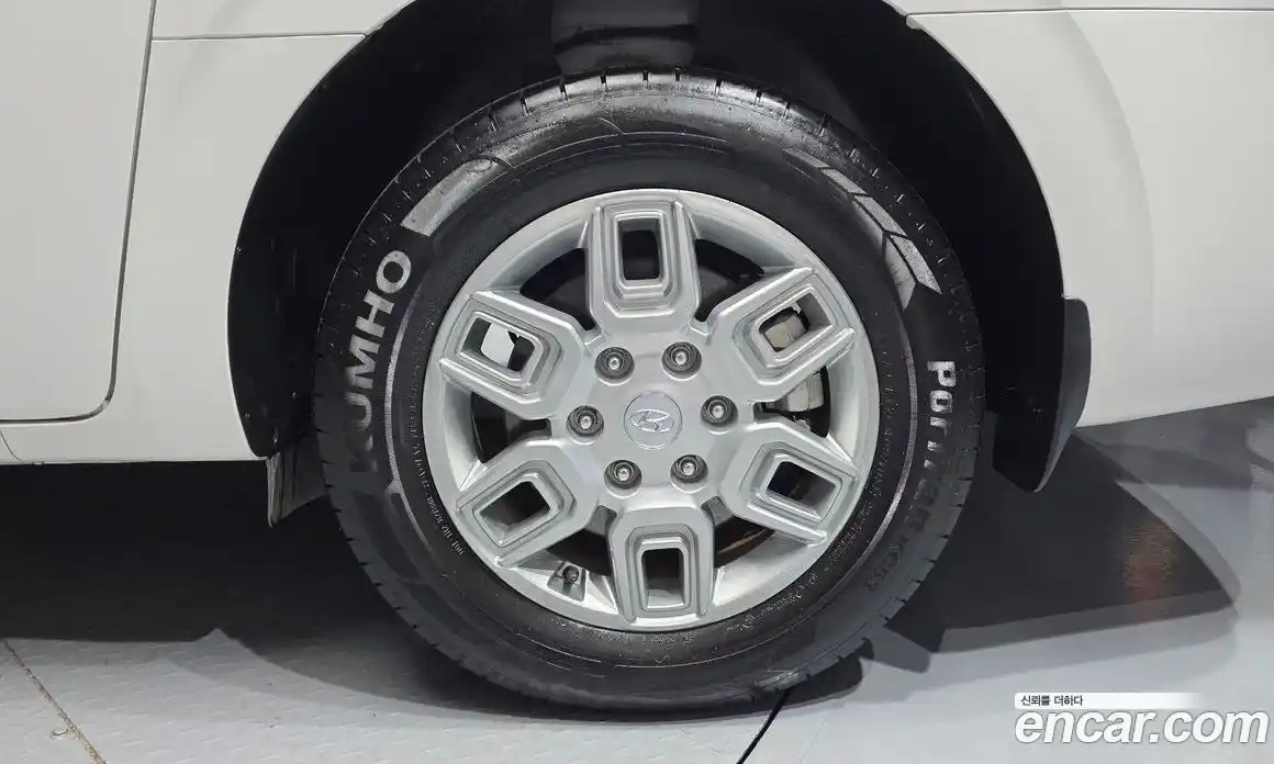 Hyundai Staria 2023 2.2 гидро в Москве № 1830238, фото 7