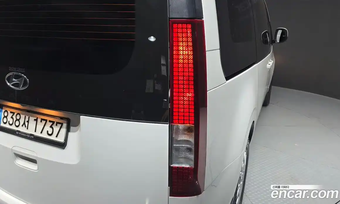 Hyundai Staria 2023 2.2 гидро в Москве № 1830238, фото 9