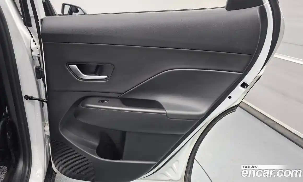 Hyundai Kona 2023 1.6 гидро в Москве № 1830862, фото 32