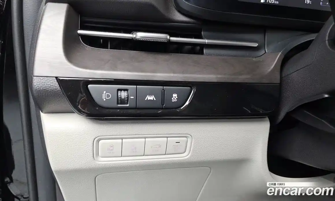 Kia Canival 2022 2.2 гидро в Москве № 1831407, фото 28