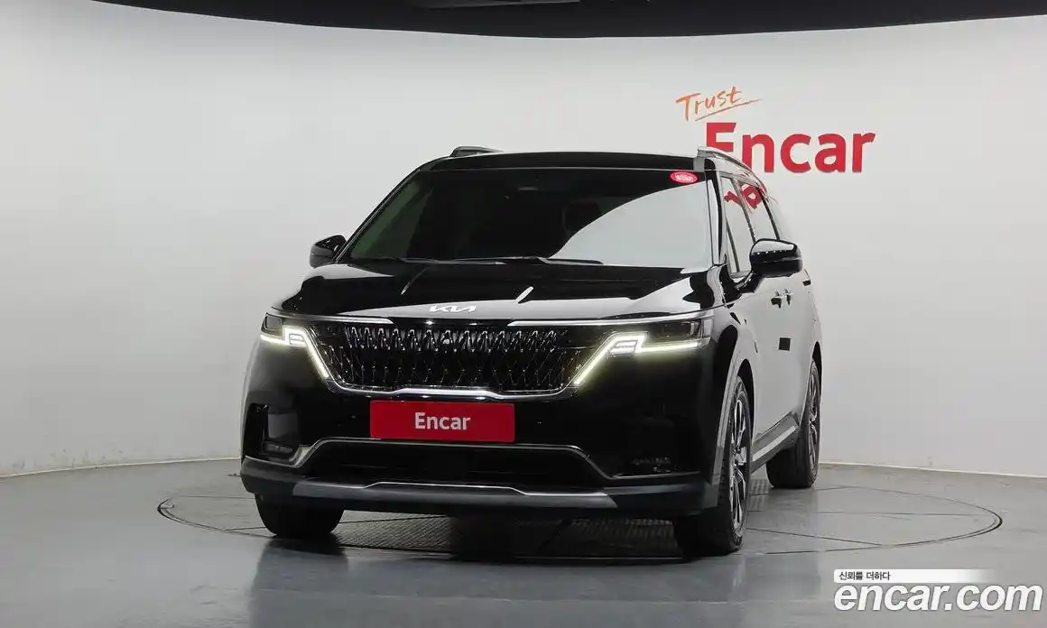 Kia Canival 2022 2.2 гидро в Москве № 1831407, фото 3