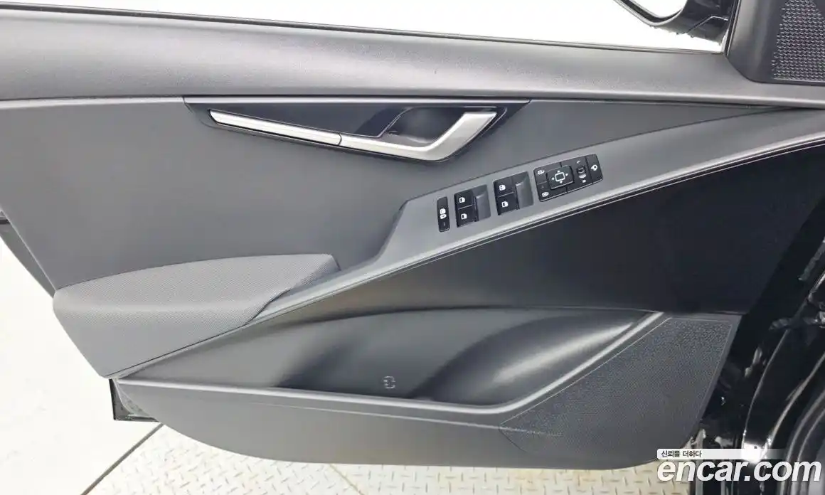 Kia Niro 2024 1.6 гидро в Москве № 1831415, фото 14