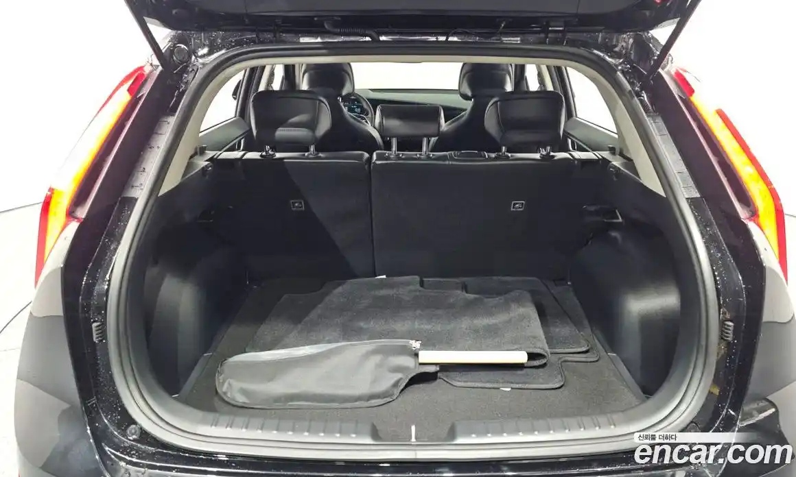Kia Niro 2024 1.6 гидро в Москве № 1831415, фото 26