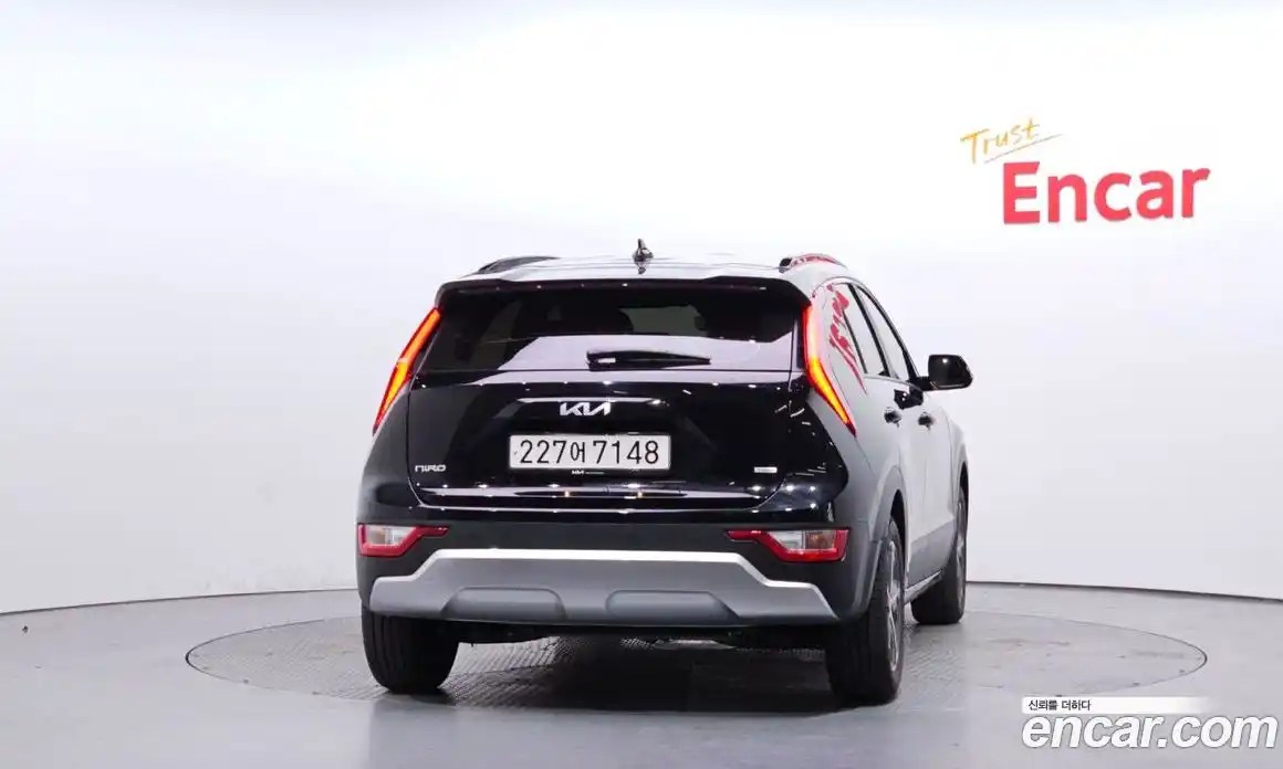 Kia Niro 2024 1.6 гидро в Москве № 1831415, фото 4
