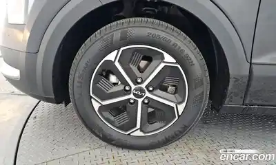 Kia Niro 2024 1.6 гидро в Москве № 1831415, миниатюра 5