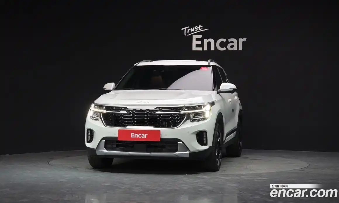 Kia Seltos 2024 1.6 гидро в Москве № 1831459, фото 3