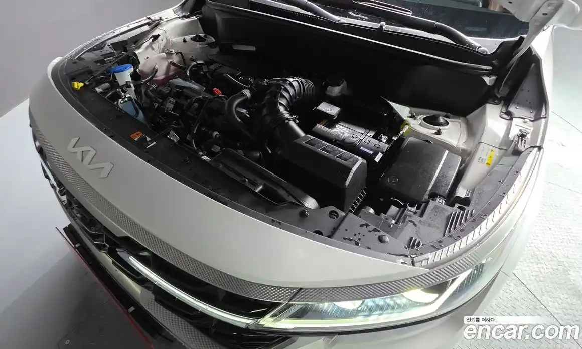 Kia Seltos 2024 1.6 гидро в Москве № 1831459, фото 6