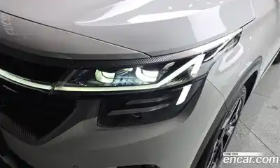 Kia Seltos 2024 1.6 гидро в Москве № 1831459, миниатюра 8