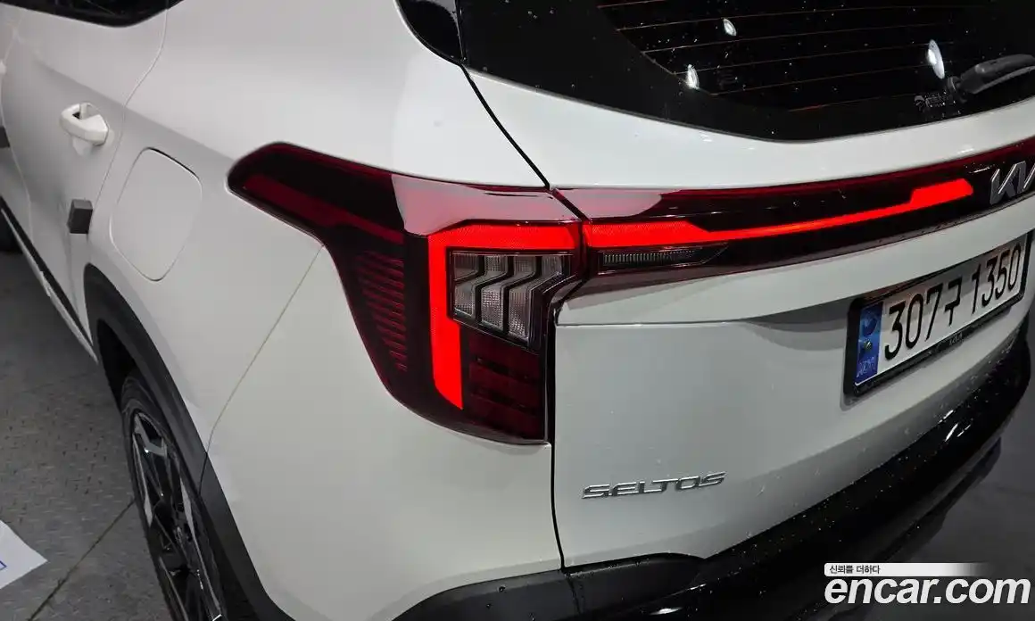 Kia Seltos 2024 1.6 гидро в Москве № 1831459, фото 9