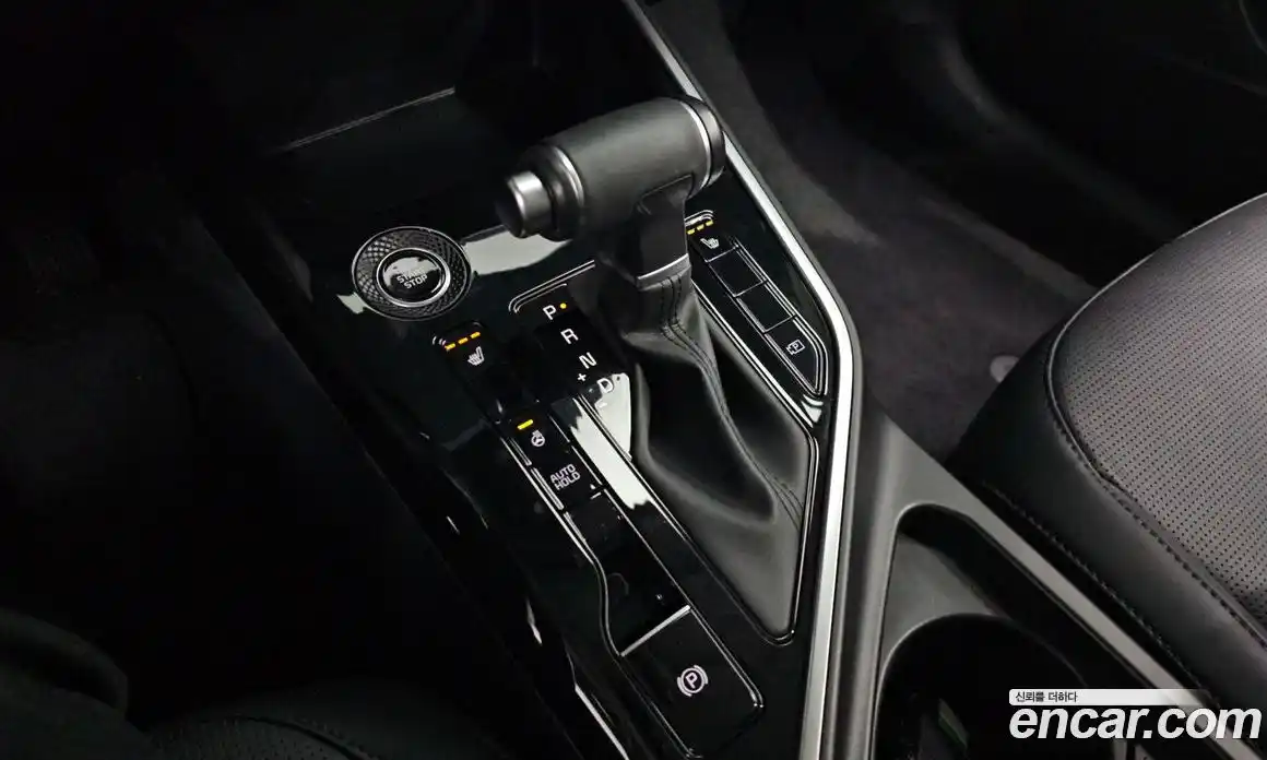 Kia Niro 2024 1.6 гидро в Москве № 1831479, фото 12