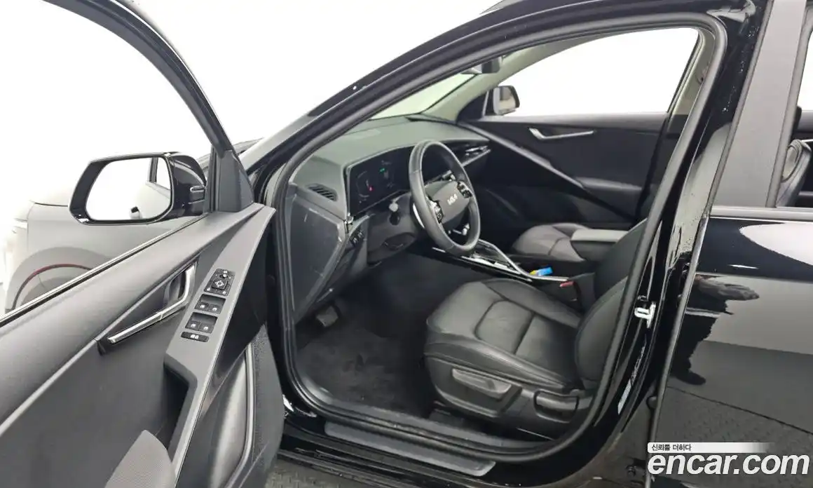Kia Niro 2024 1.6 гидро в Москве № 1831479, фото 13