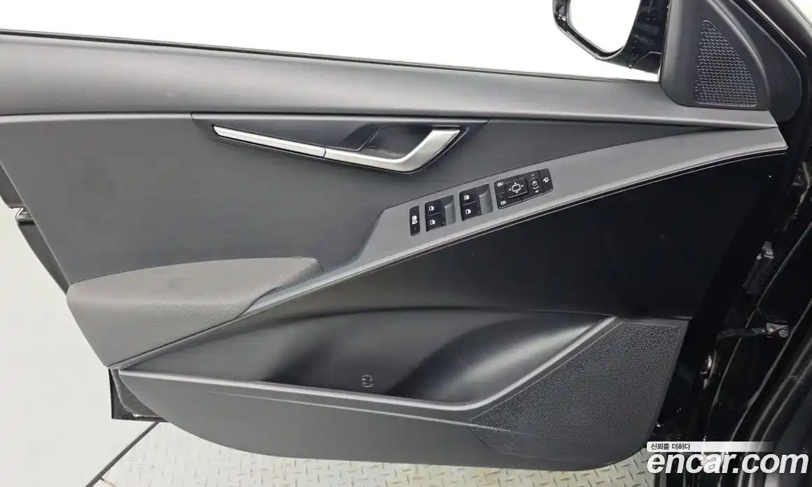 Kia Niro 2024 1.6 гидро в Москве № 1831479, фото 14
