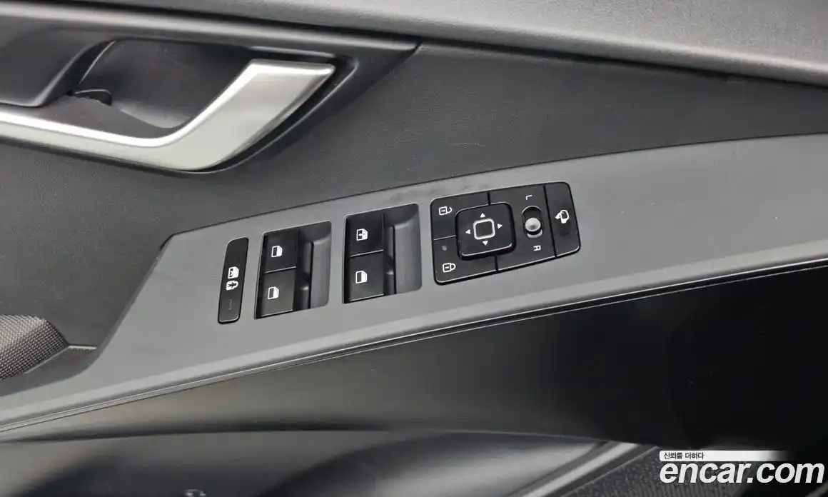 Kia Niro 2024 1.6 гидро в Москве № 1831479, фото 16