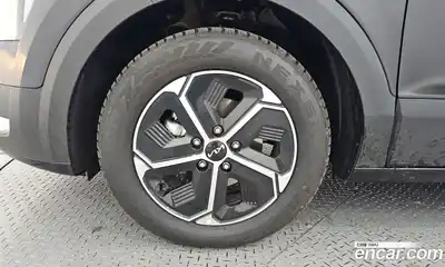 Kia Niro 2024 1.6 гидро в Москве № 1831479, миниатюра 5