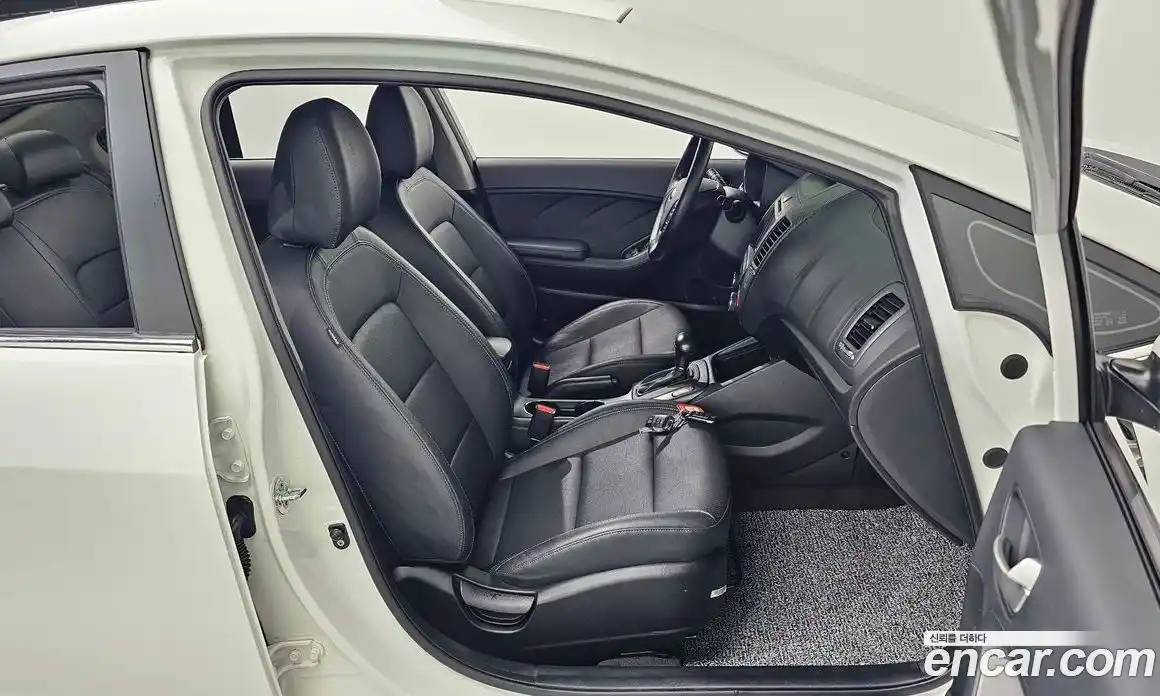 Kia K3 2014 1.6 гидро в Москве № 1831710, фото 16