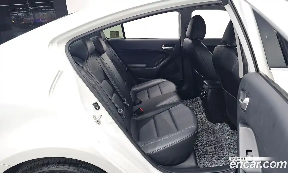 Kia K3 2014 1.6 гидро в Москве № 1831710, фото 24