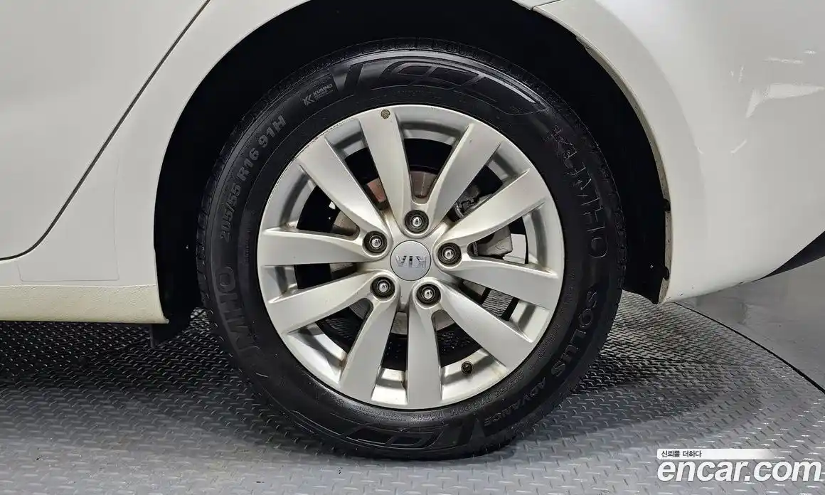 Kia K3 2014 1.6 гидро в Москве № 1831710, фото 7