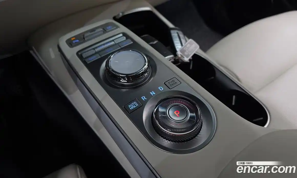 Genesis GV70 2022 0.1 гидро в Москве № 1832318, фото 12