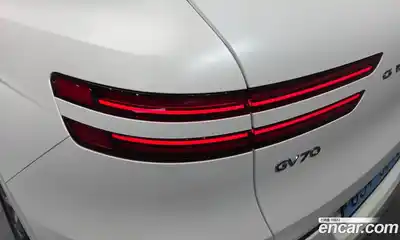 Genesis GV70 2022 0.1 гидро в Москве № 1832318, миниатюра 9