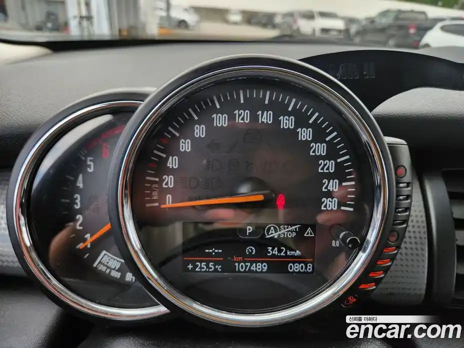 Mini Cooper 2015 1.5 гидро в Москве № 188764, фото 5