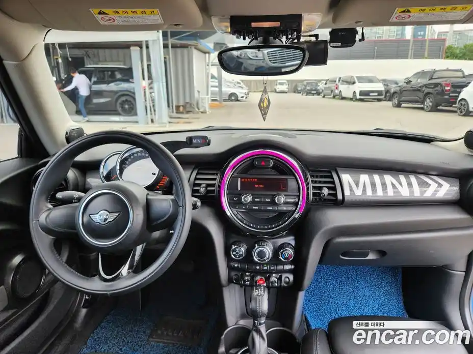 Mini Cooper 2015 1.5 гидро в Москве № 188764, фото 7