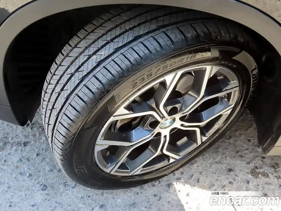 BMW X1 2021 2.0 гидро в Москве № 188813, фото 20