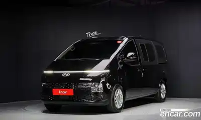 Hyundai Staria, 2025