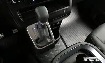 Hyundai Staria 2025 1.6 гидро в Москве № 1903359, миниатюра 12