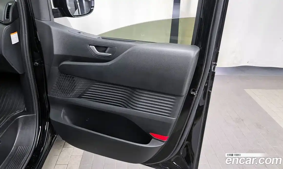 Hyundai Staria 2025 1.6 гидро в Москве № 1903359, фото 15