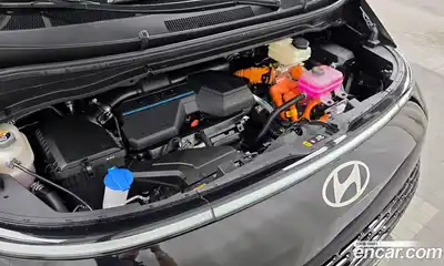 Hyundai Staria 2025 1.6 гидро в Москве № 1903359, миниатюра 6