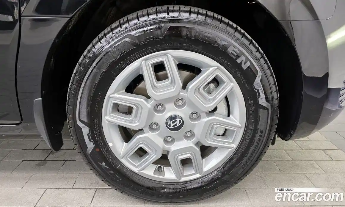 Hyundai Staria 2025 1.6 гидро в Москве № 1903359, фото 7