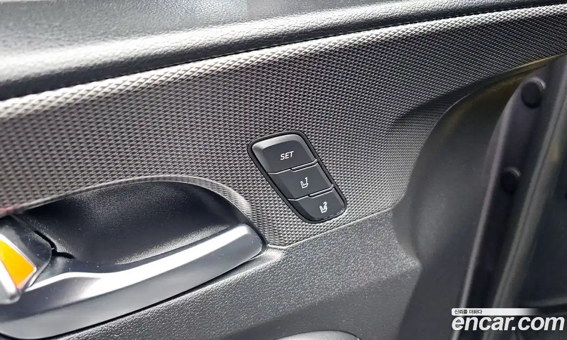 Hyundai Santa Fe 2018 2.2 гидро в Москве № 1903537, фото 17
