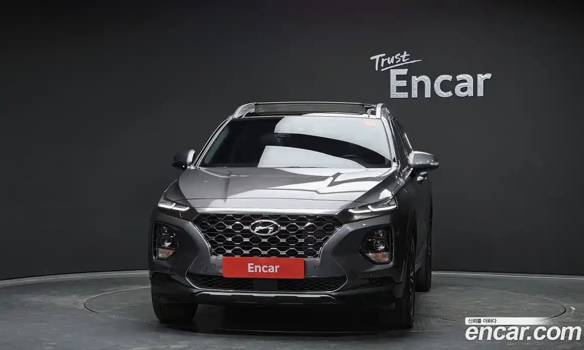 Hyundai Santa Fe 2018 2.2 гидро в Москве № 1903537, фото 3