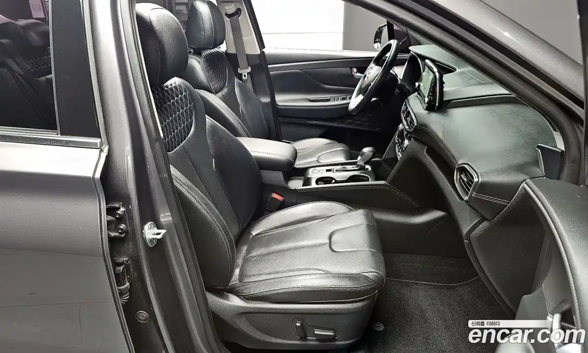 Hyundai Santa Fe 2018 2.2 гидро в Москве № 1903537, фото 10
