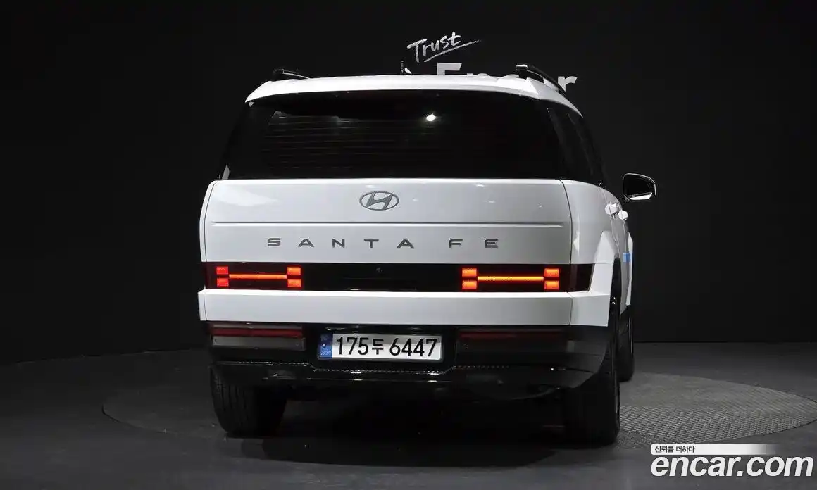 Hyundai Santa Fe 2024 1.6 гидро в Москве № 1903606, фото 4
