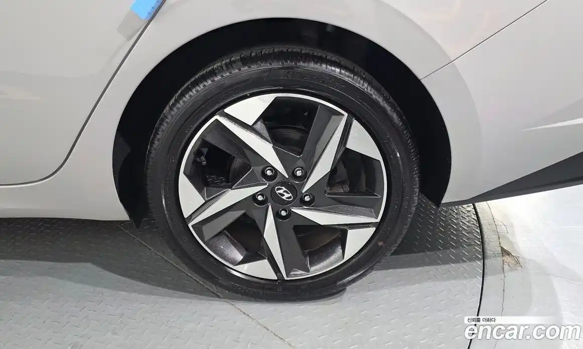 Hyundai Avante 2022 1.6 гидро в Москве № 1903818, фото 7