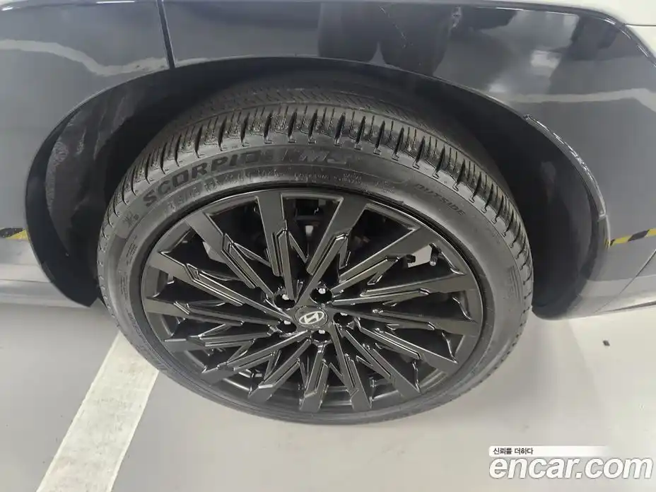 Hyundai Santa Fe 2024 2.5 гидро в Москве № 1903858, фото 20