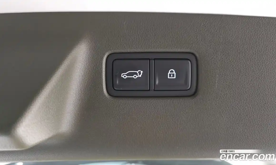 Hyundai Santa Fe 2023 1.6 гидро в Москве № 1903918, фото 24