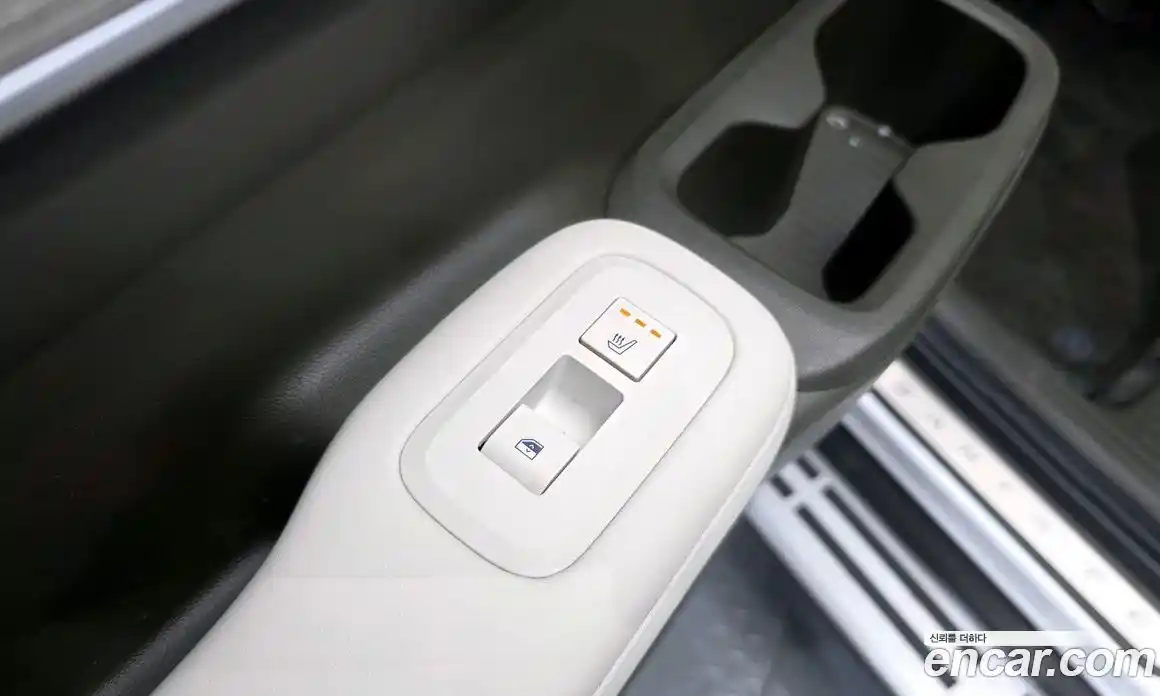 Hyundai Santa Fe 2023 1.6 гидро в Москве № 1903918, фото 43