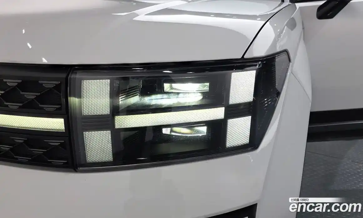 Hyundai Santa Fe 2023 1.6 гидро в Москве № 1903918, фото 8