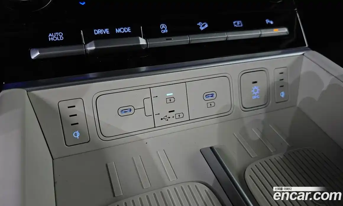 Hyundai Santa Fe 2023 2.5 гидро в Москве № 1904154, фото 29