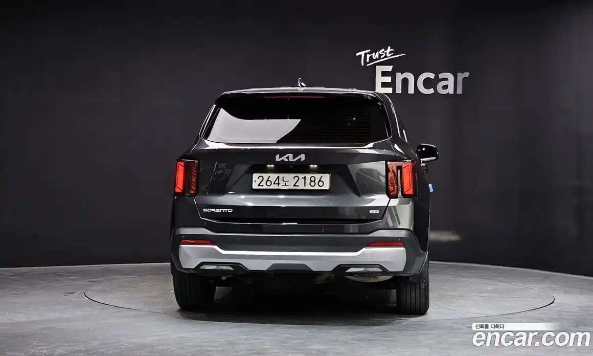 Kia Sorento 2023 2.2 гидро в Москве № 1904434, фото 4