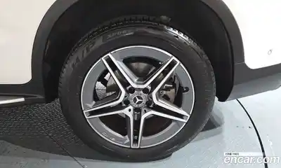 Mercedes-Benz GLC-Class 2022 2.0 гидро в Москве № 1905242, миниатюра 6