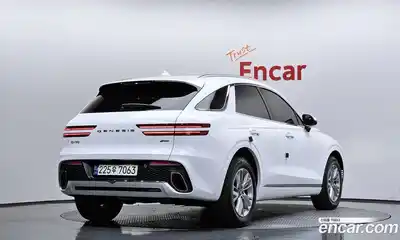 Genesis GV70 2024 2.5 гидро в Москве № 1905390, миниатюра 2