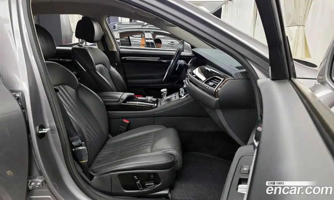 Genesis G90 2019 3.8 гидро в Москве № 1905696, фото 11