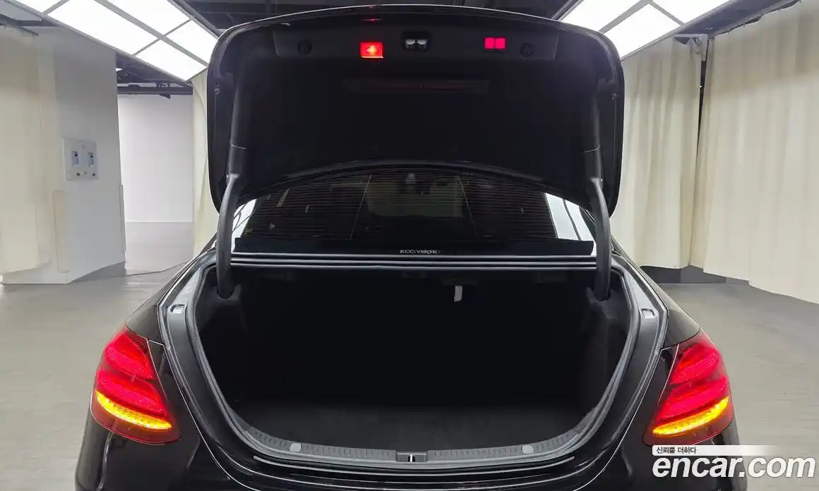 Mercedes-Benz E-Class 2019 2.0 гидро в Москве № 1906328, фото 26