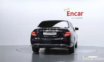 Mercedes-Benz E-Class 2019 2.0 гидро в Москве № 1906328, миниатюра 4