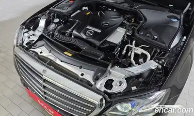 Mercedes-Benz E-Class 2019 2.0 гидро в Москве № 1906328, миниатюра 6