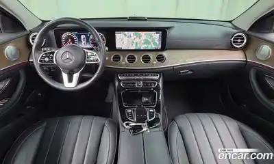 Mercedes-Benz E-Class 2019 2.0 гидро в Москве № 1906328, миниатюра 10