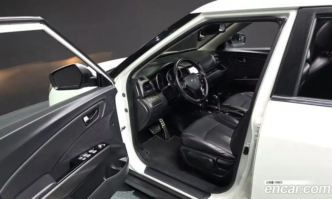 SsangYong TIBOLI 2017 1.6 гидро в Москве № 1906515, фото 10